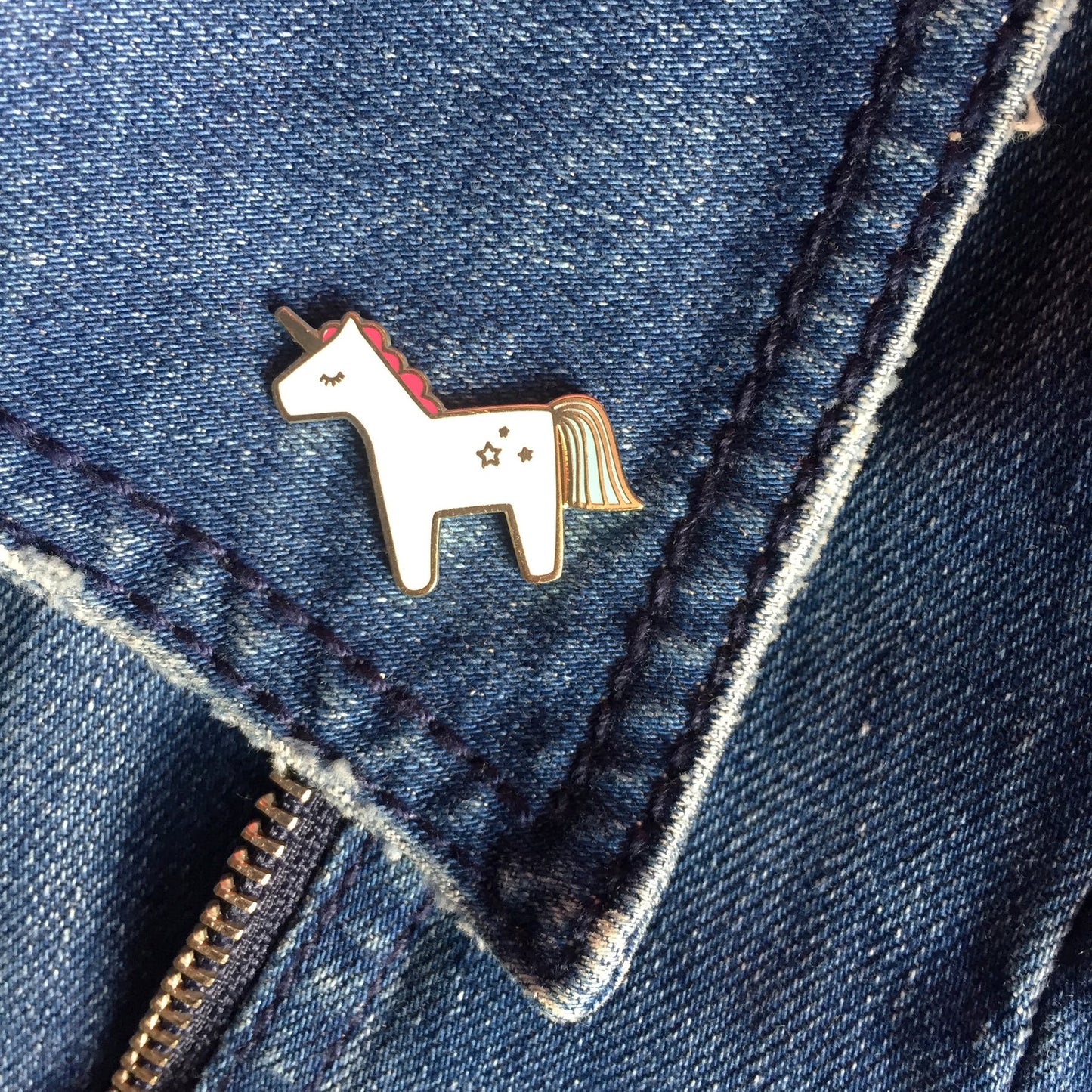 Pin's unicorn