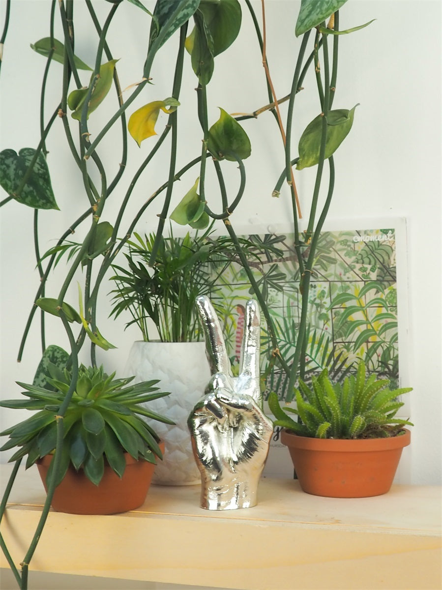 sculpture main peace argente bitten 