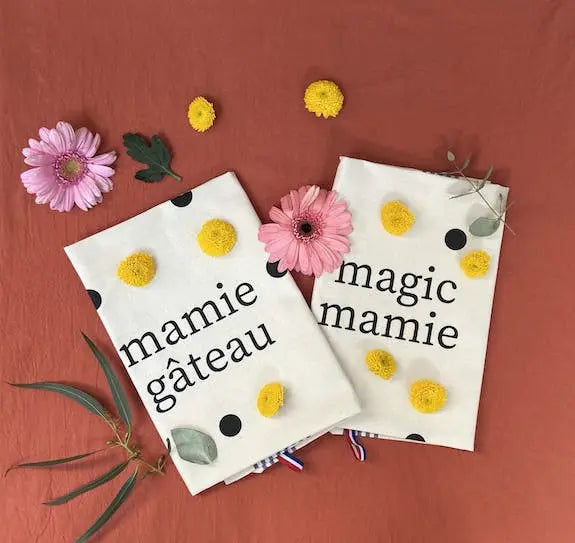 Designcadeau – torchon famille mamie gateau pied de poule 