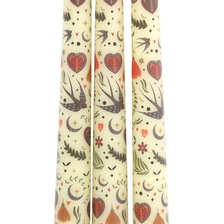 Set mit 3 cremefarbenen Kerzen mit floralem Folk-Muster