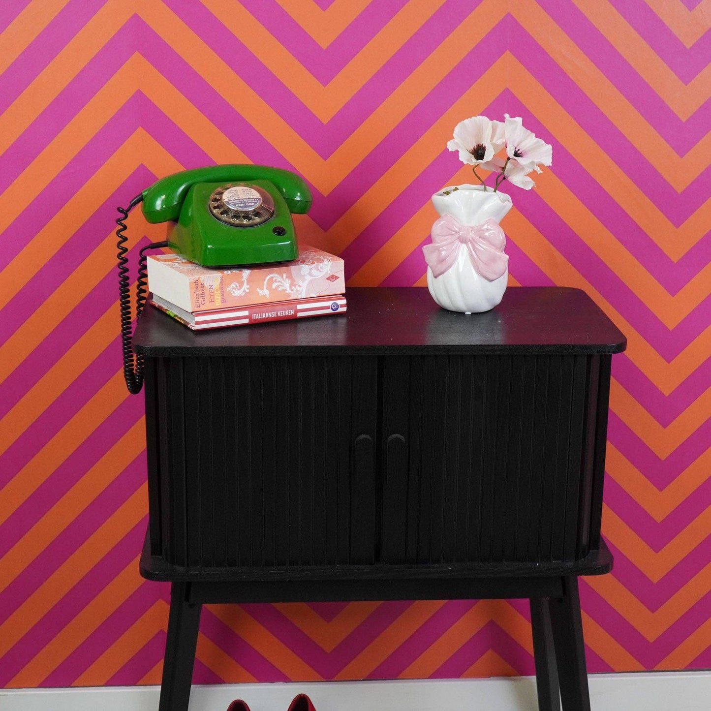 Vase - Bowl - Dolomite - White/Pink - 11x10x16cm