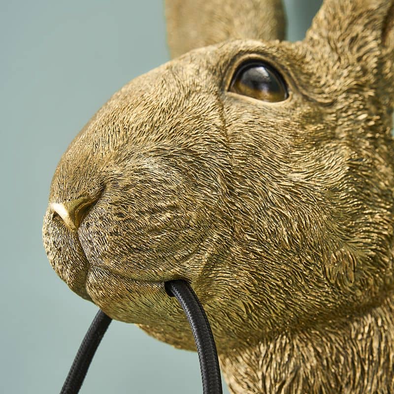 Hasi Wandleuchte, goldfarbenes Polyurethanharz, 22 x 19 x 46 cm