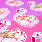 Autocollant Pool Party Loutre sur Bouée Flamant Rose | Objetos de diseño y regalos originales
