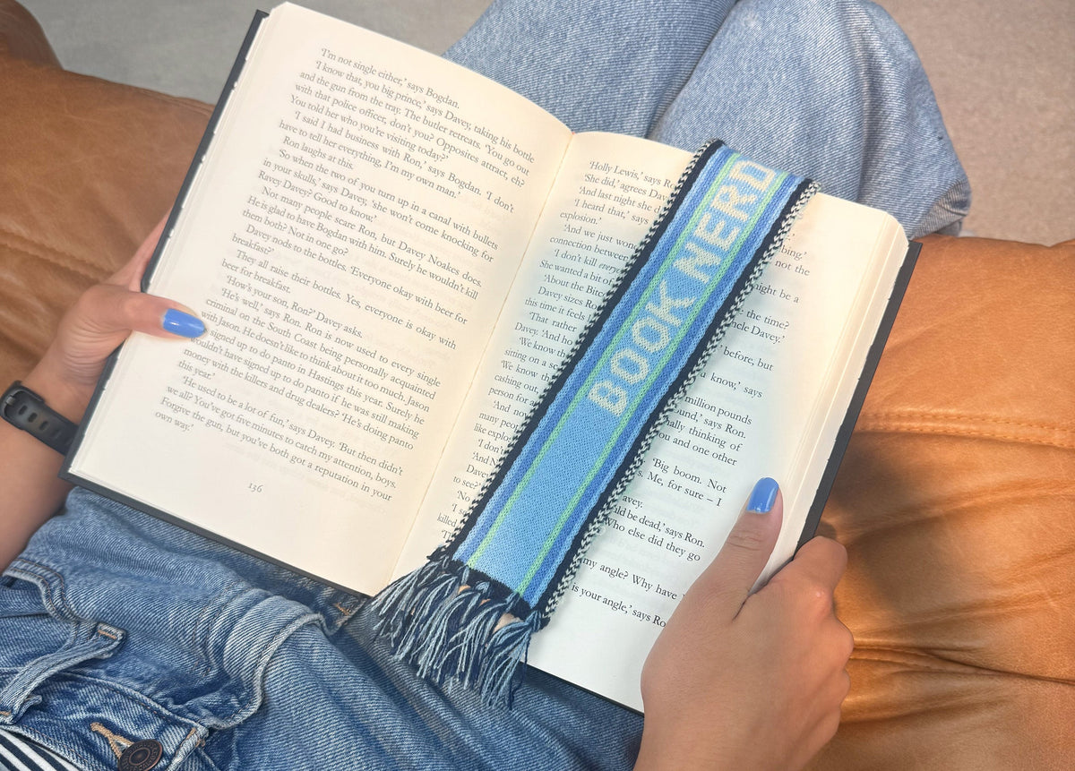 Bookscarf « Booknerd » – Bitten
