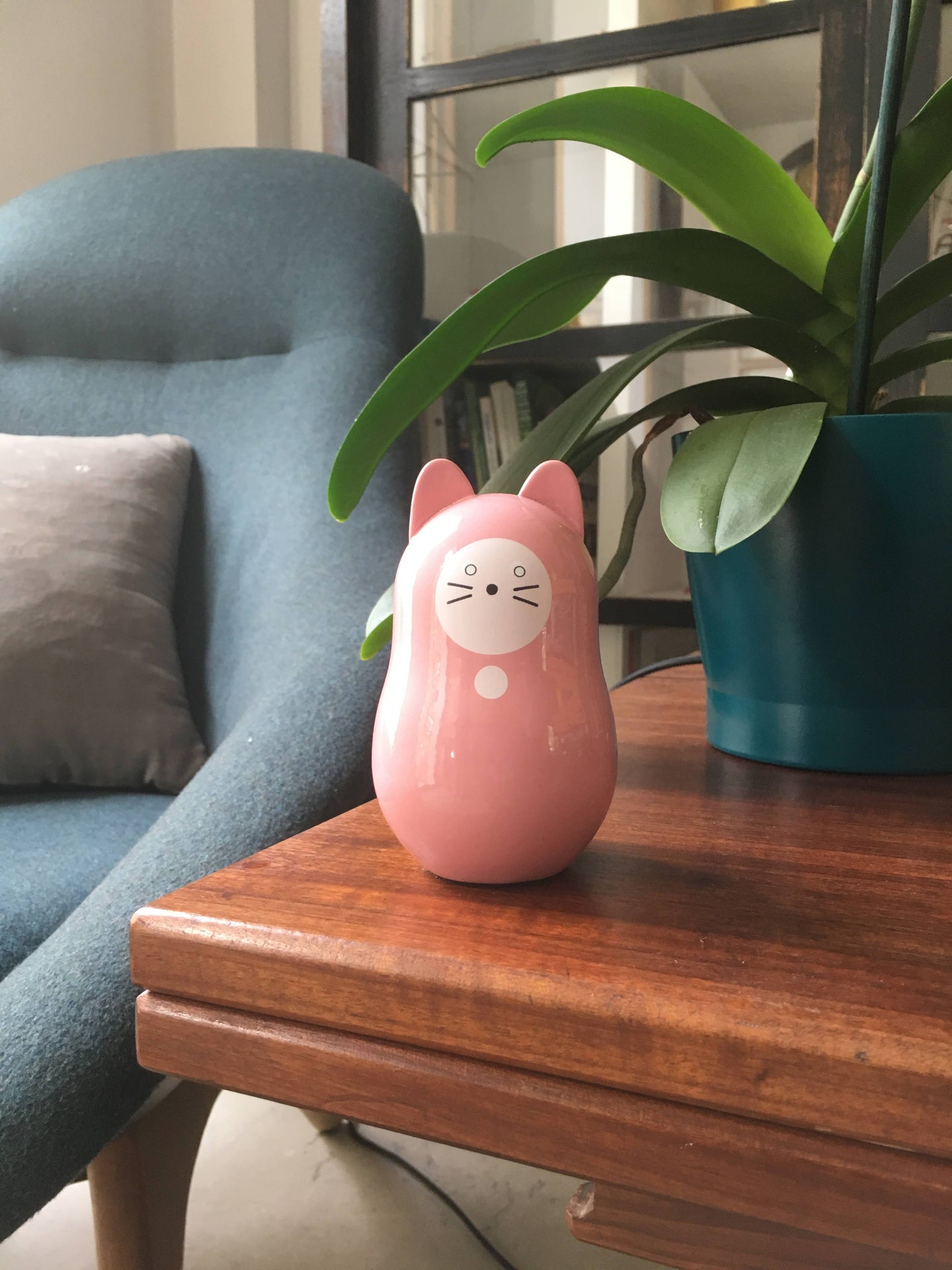 Chat Daruma Rose „Liebe“