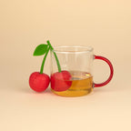 Teesieb Rote Kirschen