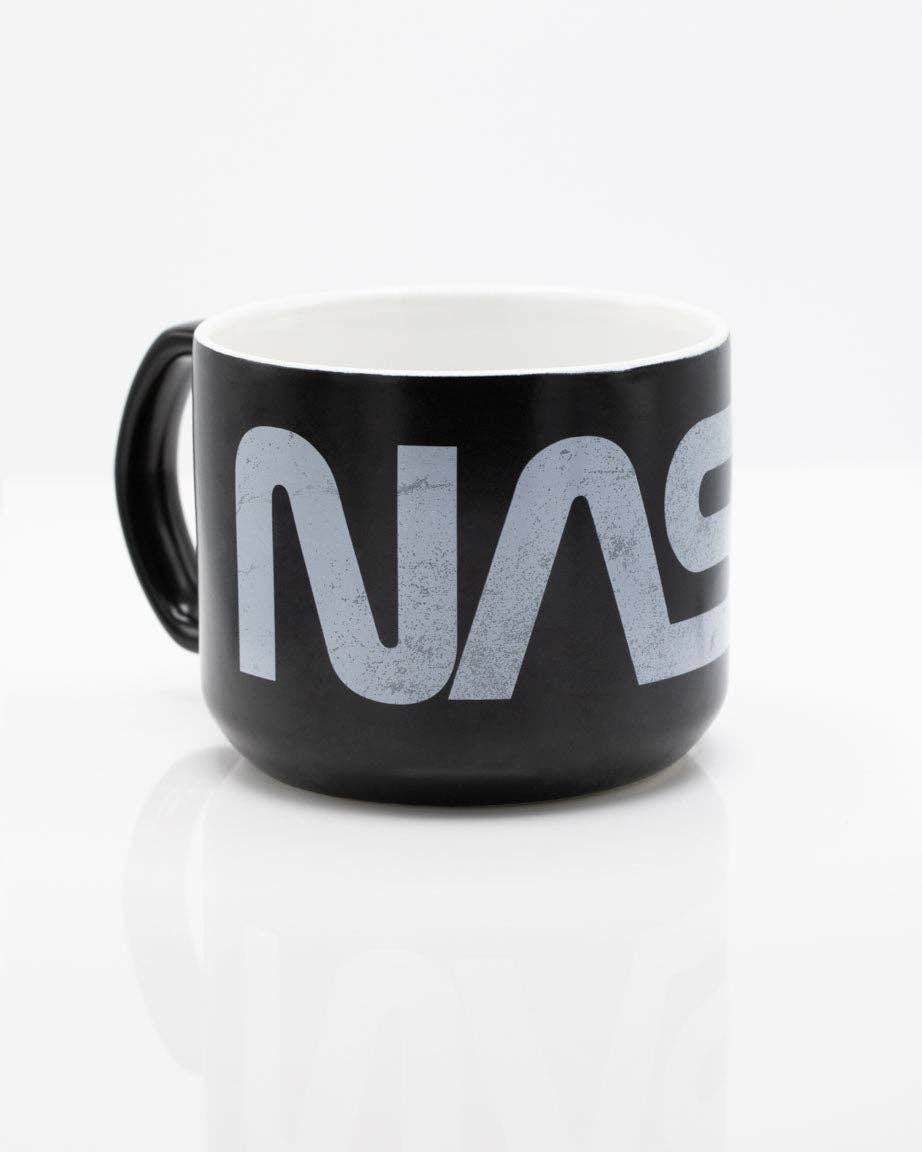 Oggetto regalo di design – Mug avec Logotype NASA Worm – produit scientifique Cognitive Surplus EU, vue 1