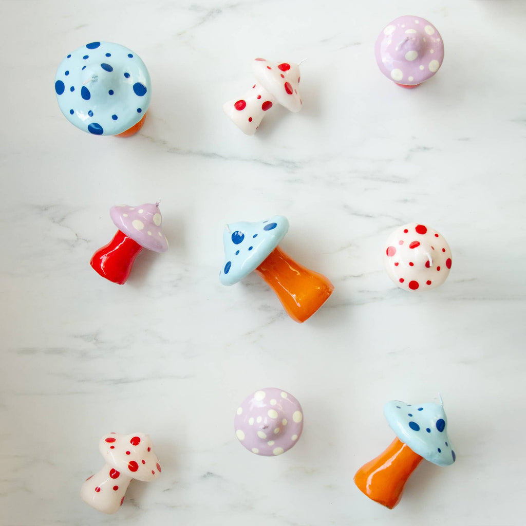 Petite Bougie Champignon Rose Peinte à la Main Helio Ferretti Vue 4