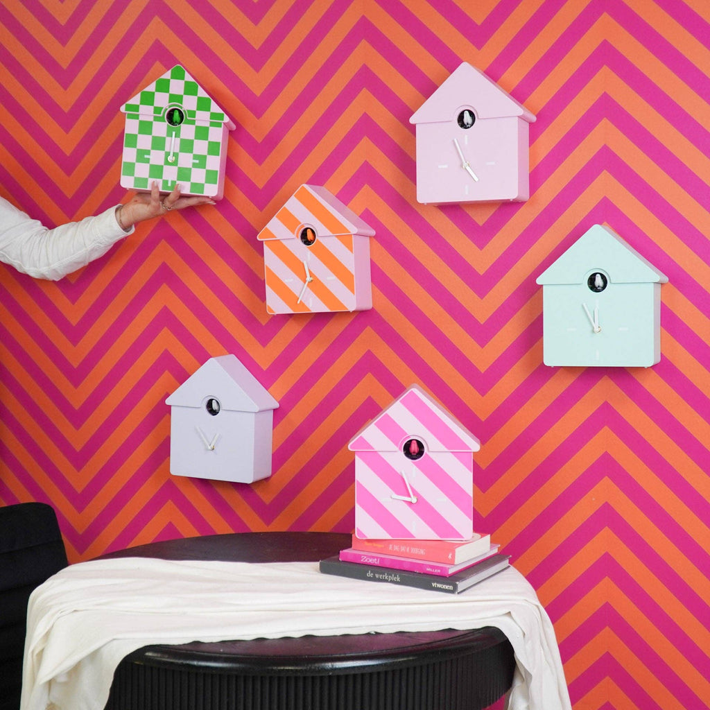 Horloge - Horloge Murale Coucou - Rose Clair - 24x27x9cm | Design-lahjat ja sisustustuotteet
