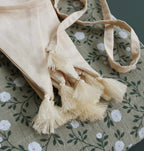 Guirlande décorative en coton - Crème – vue 5 – A Little Lovely Company