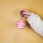 Cintres de Noël, boules de Noël, mousse, rose fluo, S3, 8 cm | Design e regali originali