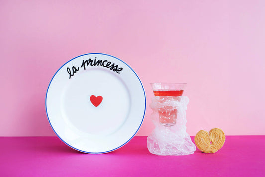 THE FAMILY HAS FUN Plate - The Princess