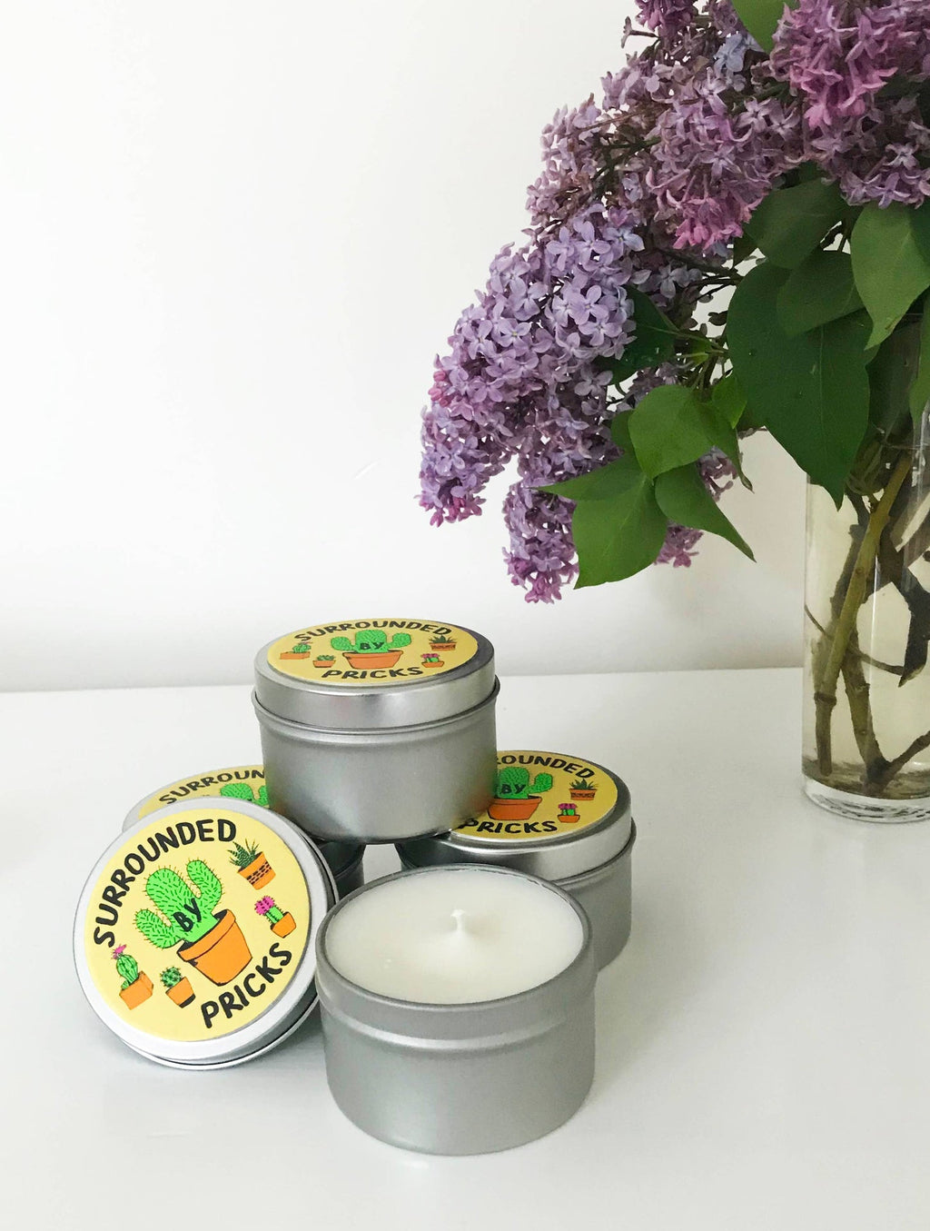 Bougie parfumée Entouré de Pricks | Objetos de diseño y regalos originales