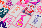 Carte Postale Rhizographie Spray Nettoyant “Shit Happens” | Objetos de diseño y regalos originales