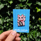 Pin’s Chat Chanceux Rose | Design-lahjat ja sisustustuotteet