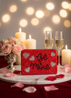 Rote Perlen-Clutch „Be Mine“ mit Reißverschluss