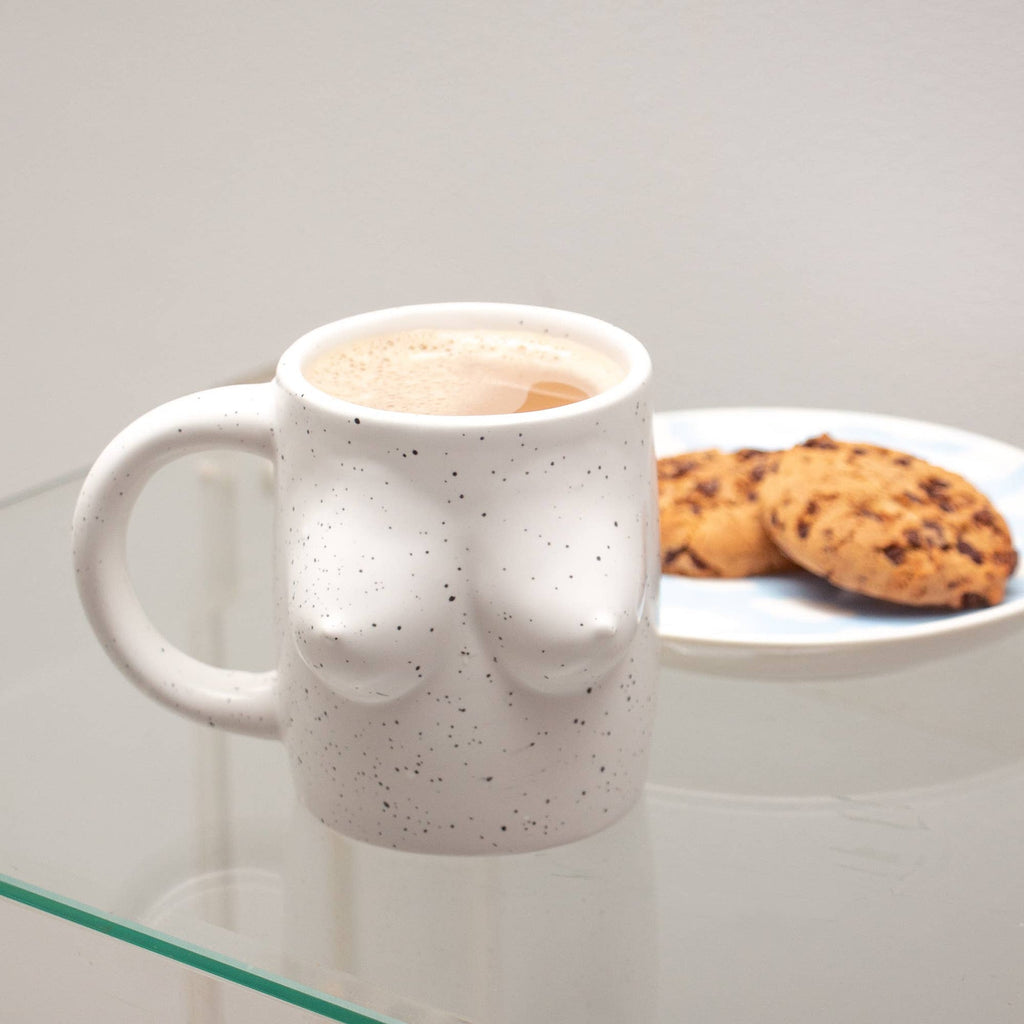 Mug Seins Blancs Helio Ferretti Vue 2