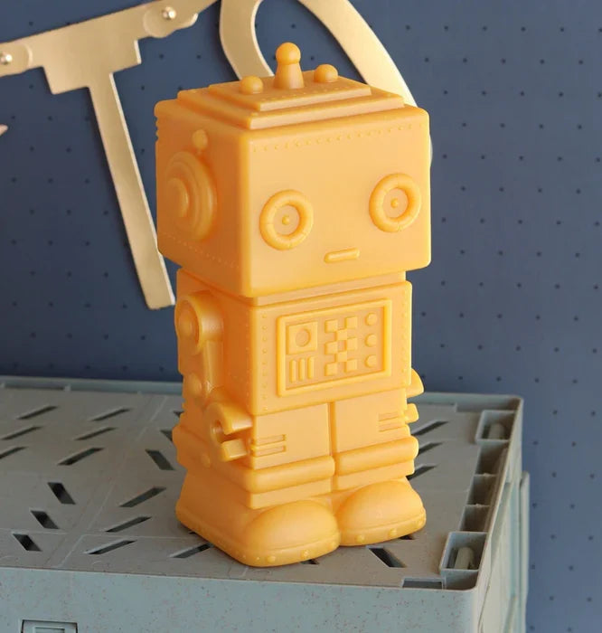 Petite veilleuse Robot Or – vue 4 – A Little Lovely Company