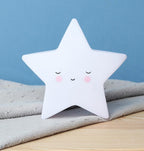 Petite veilleuse Étoile endormie – vue 2 – A Little Lovely Company