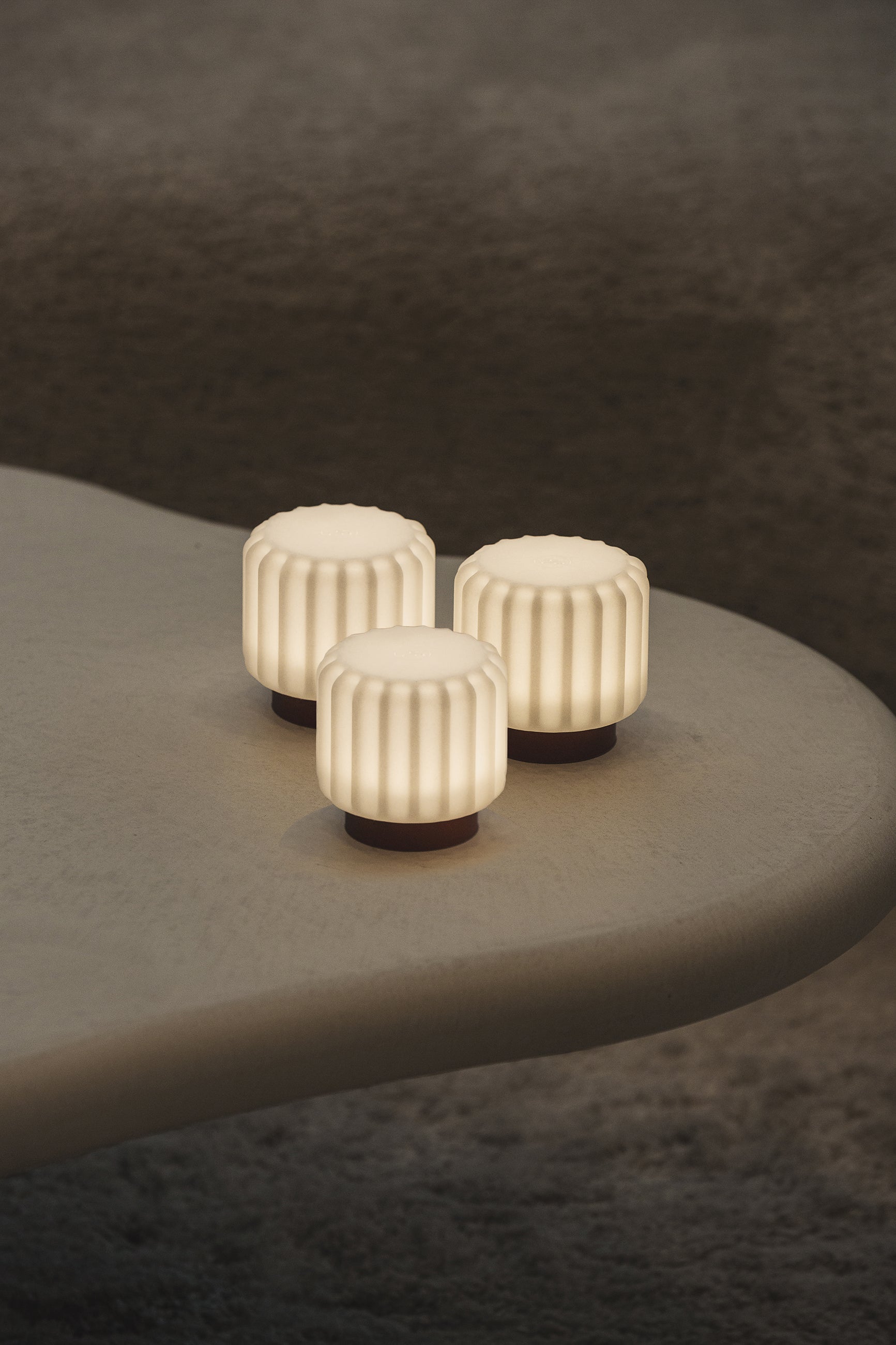 Designcadeau – 3 lampes dentelles 9cm rechargeable atelier pierre 